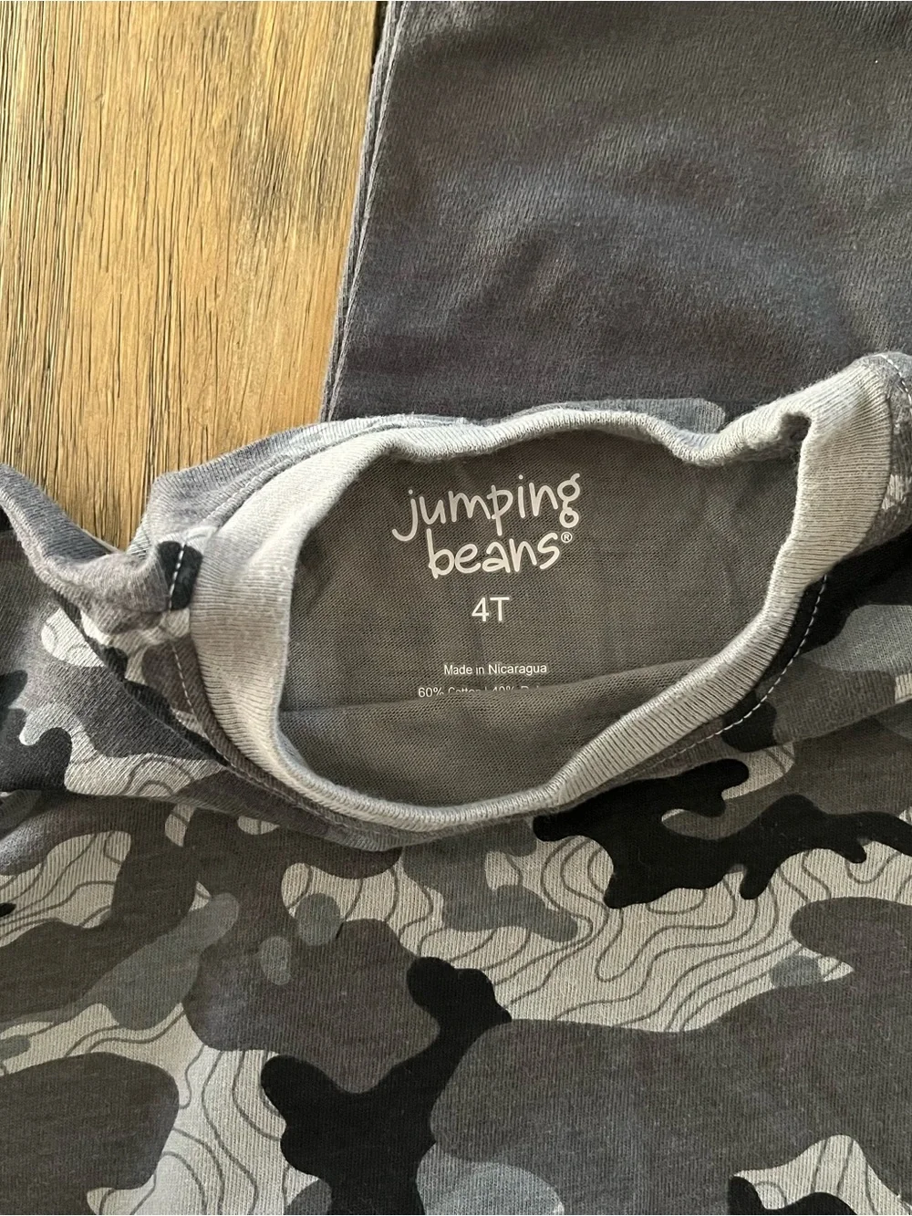jumping beans Gray Camouflage Short Sleeve Tee w/ joggers size 4t-5t